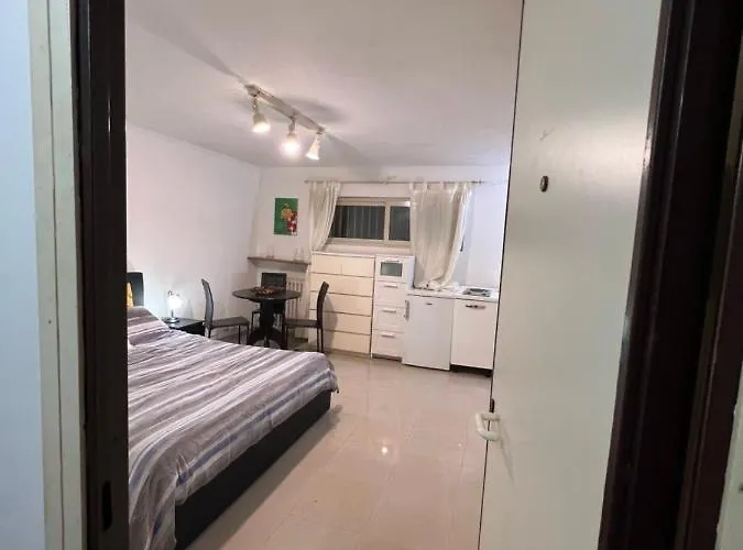 Apartament Monolocale A Mostacciano Rzym
